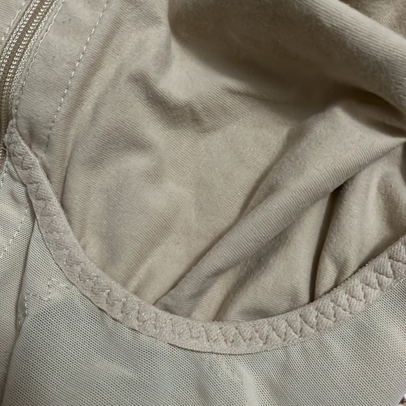 π·πβ’π·πDesign Veronique x Lux Snatch Vibesβ’π·π - Picture 15 of 15